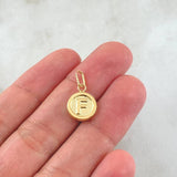 Dije Letra F 0.55gr / 1.5cm / Oro Amarillo 18K