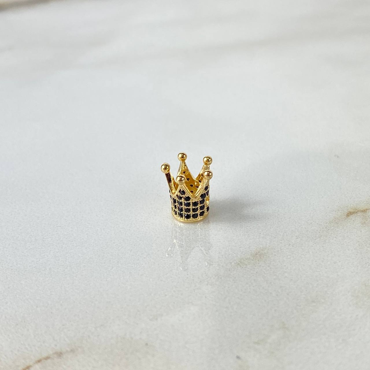 Herraje Corona 1.3gr / 1cm / Circones Negros Oro Amarillo ©