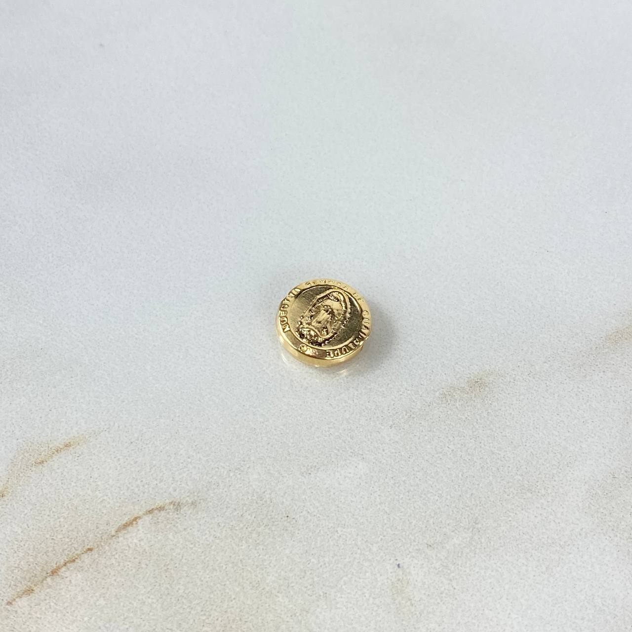 Herraje Virgen de Guadalupe 0.45gr / 1cm / Tambor Oro Amarillo ©