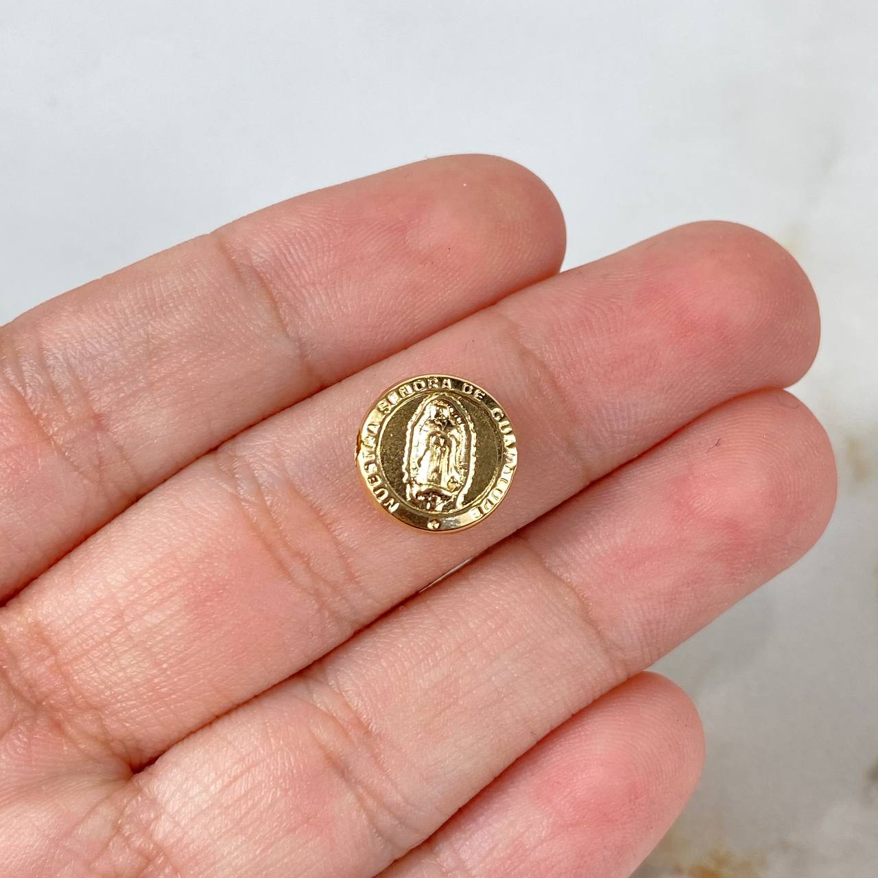 Herraje Virgen de Guadalupe 0.45gr / 1cm / Tambor Oro Amarillo ©