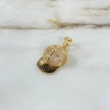 Dije Gorra NY 8.65gr / 4.2cm / Circones Blancos  Oro Amarillo  ©
