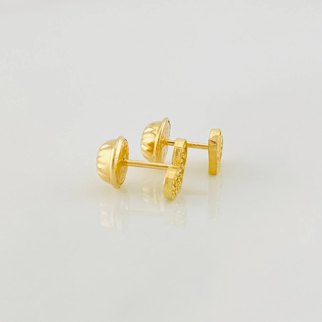 Topos Corazón 0.7g / 4.7mm Oro Amarillo 18K
