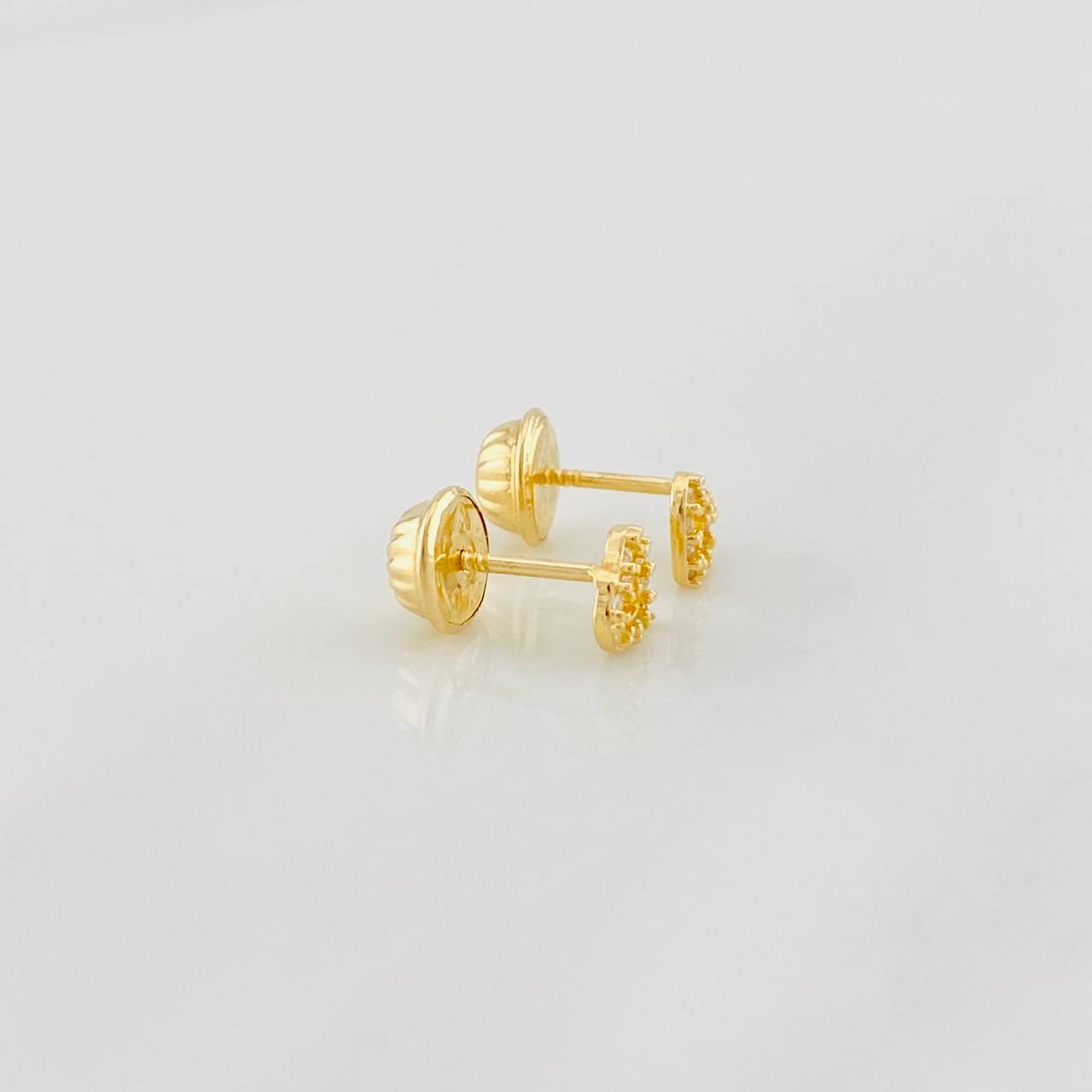 Topos Silueta Corazón 0.55g / 4.5mm Oro Amarillo 18K