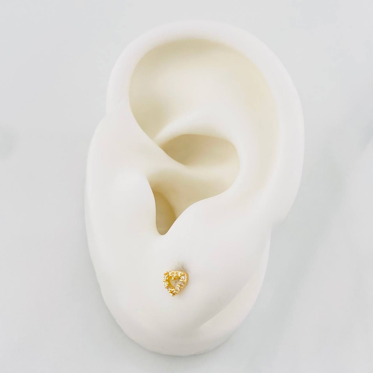 Topos Silueta Corazón 0.55g / 4.5mm Oro Amarillo 18K
