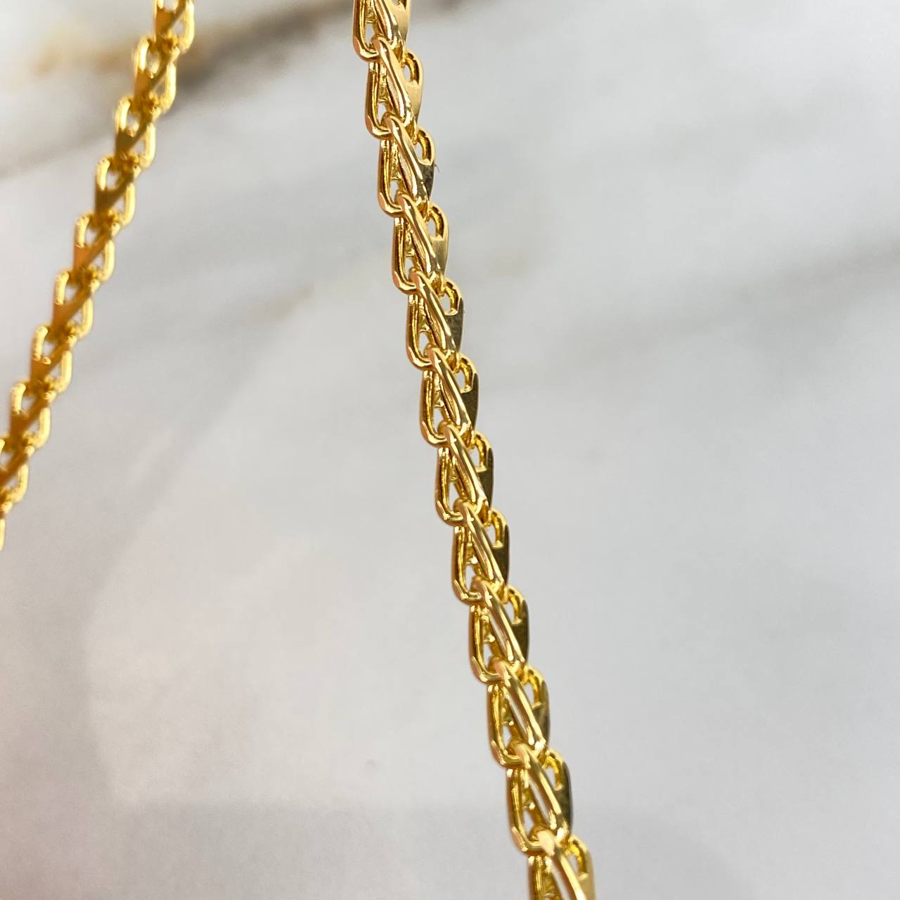 Cadena Espiga 12.8gr / 60cm / 2.9mm Oro Amarillo +3 ©