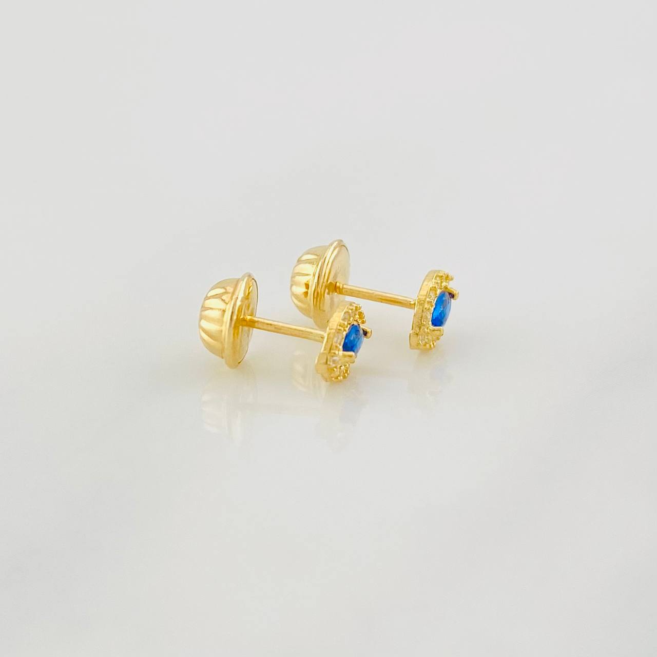 Topos Ojos Tupidos 0.65g / 4.6mm Oro Amarillo 18K