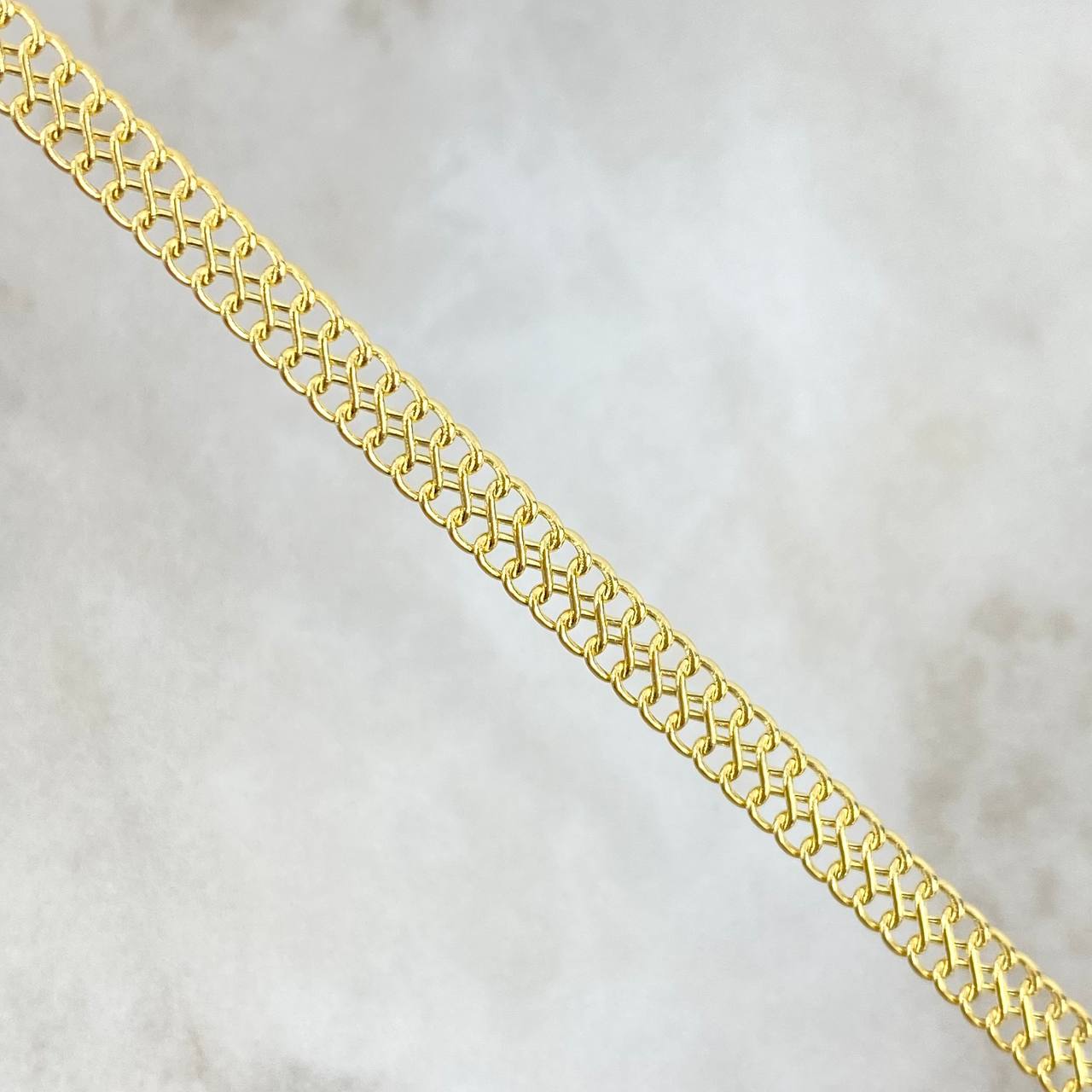 Pulso Sedusa 2.4gr / 19.5cm / 4.3mm Oro Amarillo +3 *