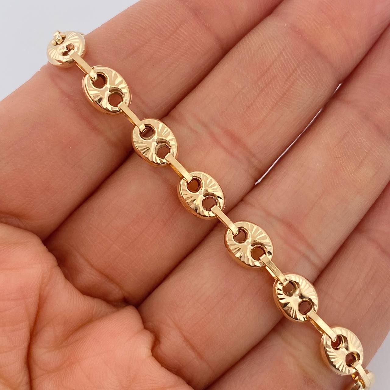 Pulso GC 6.15gr / 20.3cm / 6.15mm Oro Amarillo 18K $