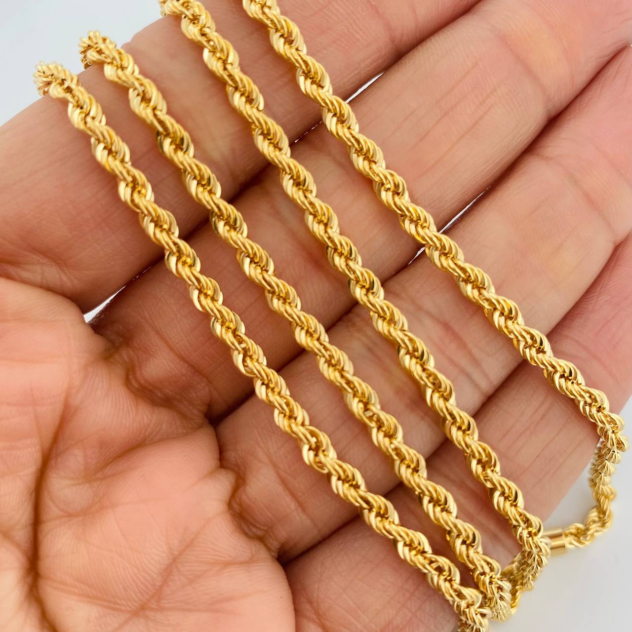 Cadena Lazo 7.9gr / 65.3cm / 2.84mm Oro Amarillo +3 18K &