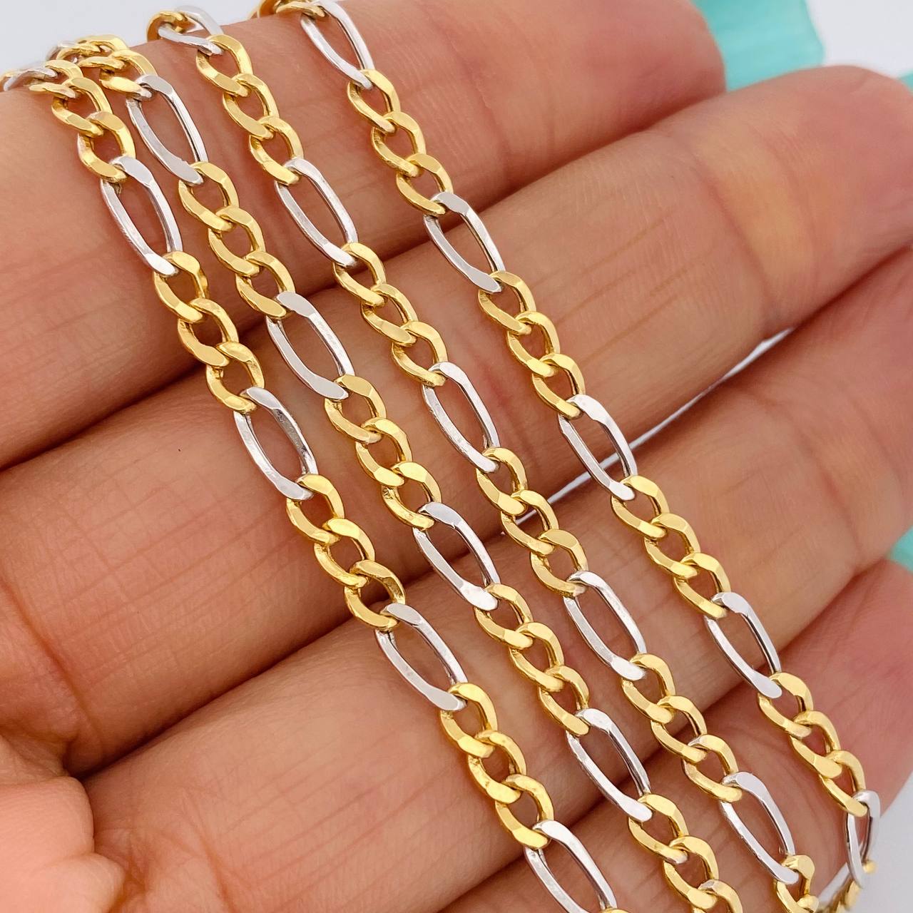 Cadena Figaro 6.25gr / 65cm / 3.1mm Dos Oros Amarillo Blanco +1 18K %