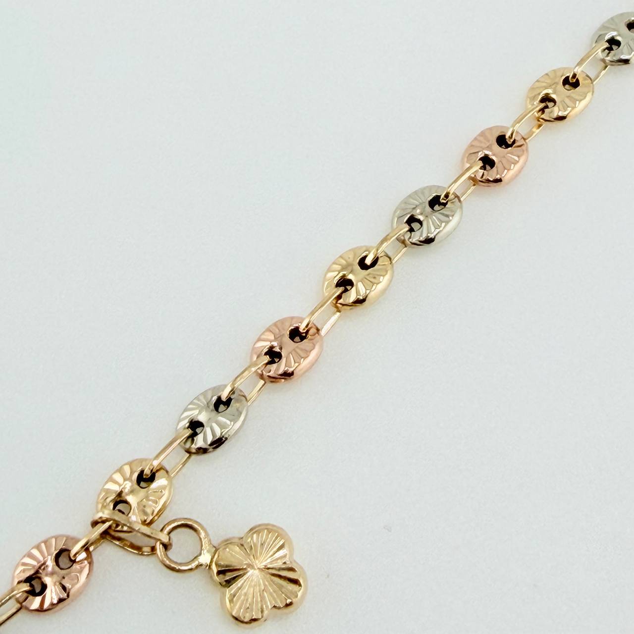 Tobillera GC Treboles 5.6gr / 25cm / 4mm Tres Oros 18K $