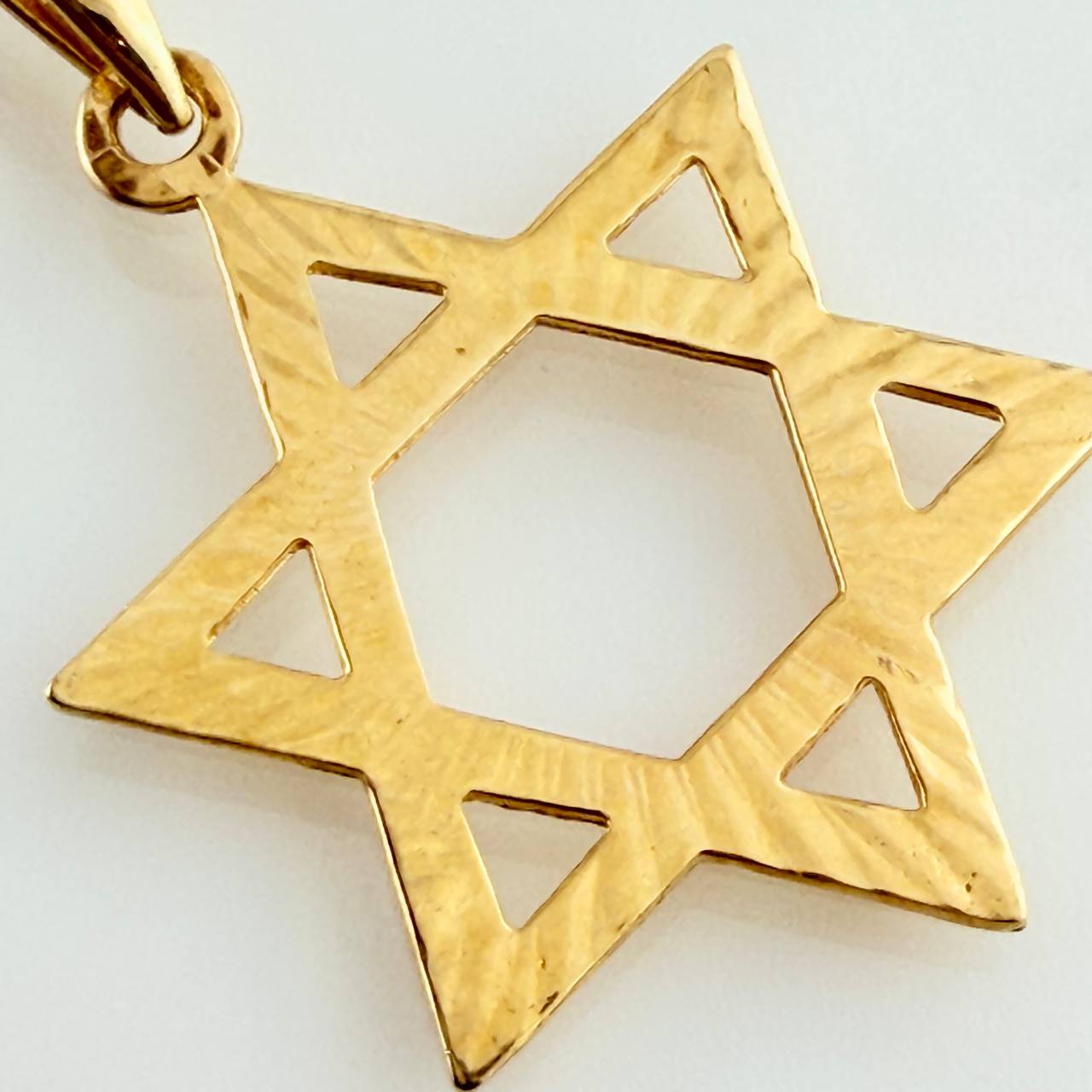 Dije Estrella De David 1.65gr / 3.5cm / Oro Amarillo 18K %