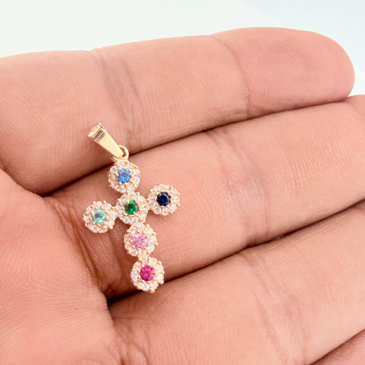 Dije Cruz Tupida 1.45gr / 2.5cm / Oro Amarillo 18K %