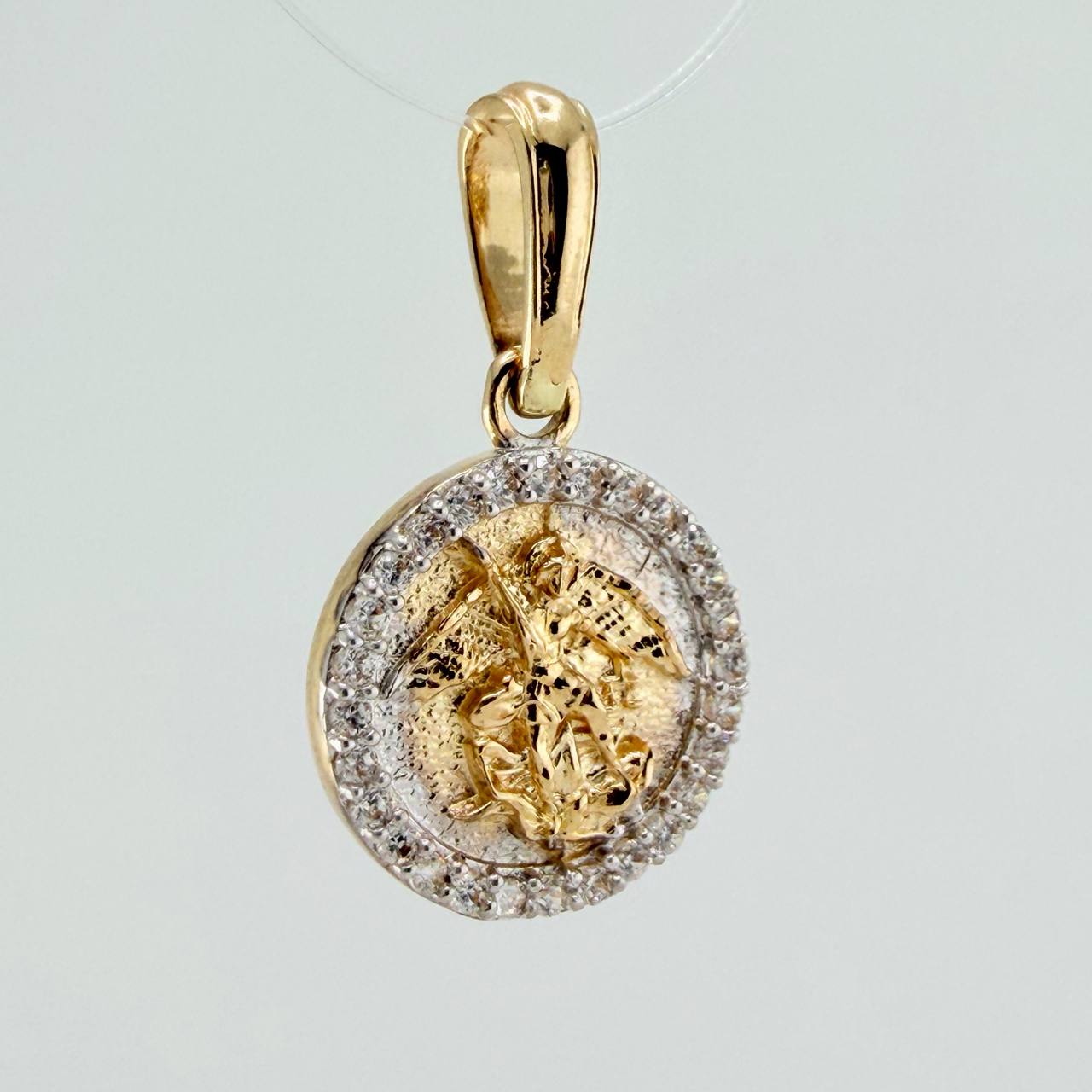 Dije Medalla San Miguel 1.6gr / 2cm / Dos Oros Amarillo Blanco 18K %