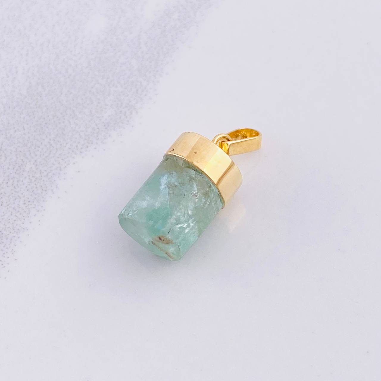Dije Morralla Esmeralda 2g / 1.8cm Oro Amarillo 18K