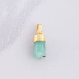 Dije Morralla Esmeralda 0.8g / 1.7cm Oro Amarillo 18K