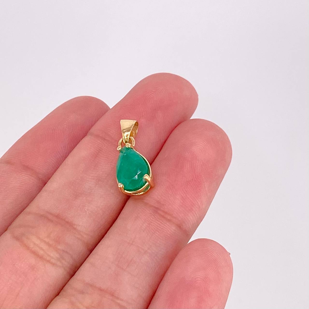 Dije Lágrima Esmeralda 1.2pts 1.3g / 1.6cm Oro Amarillo 18K