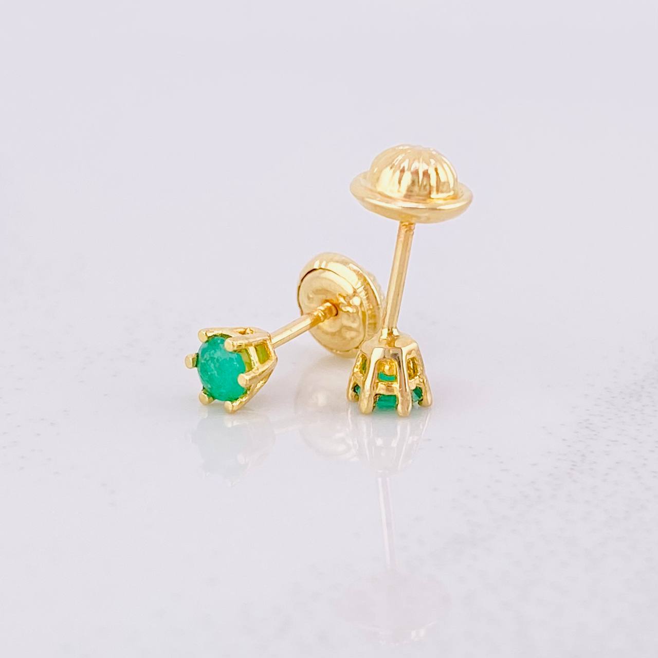 Topos Seis Garras Esmeraldas 20pts 0.75g / 3.7mm Oro Amarillo 18K