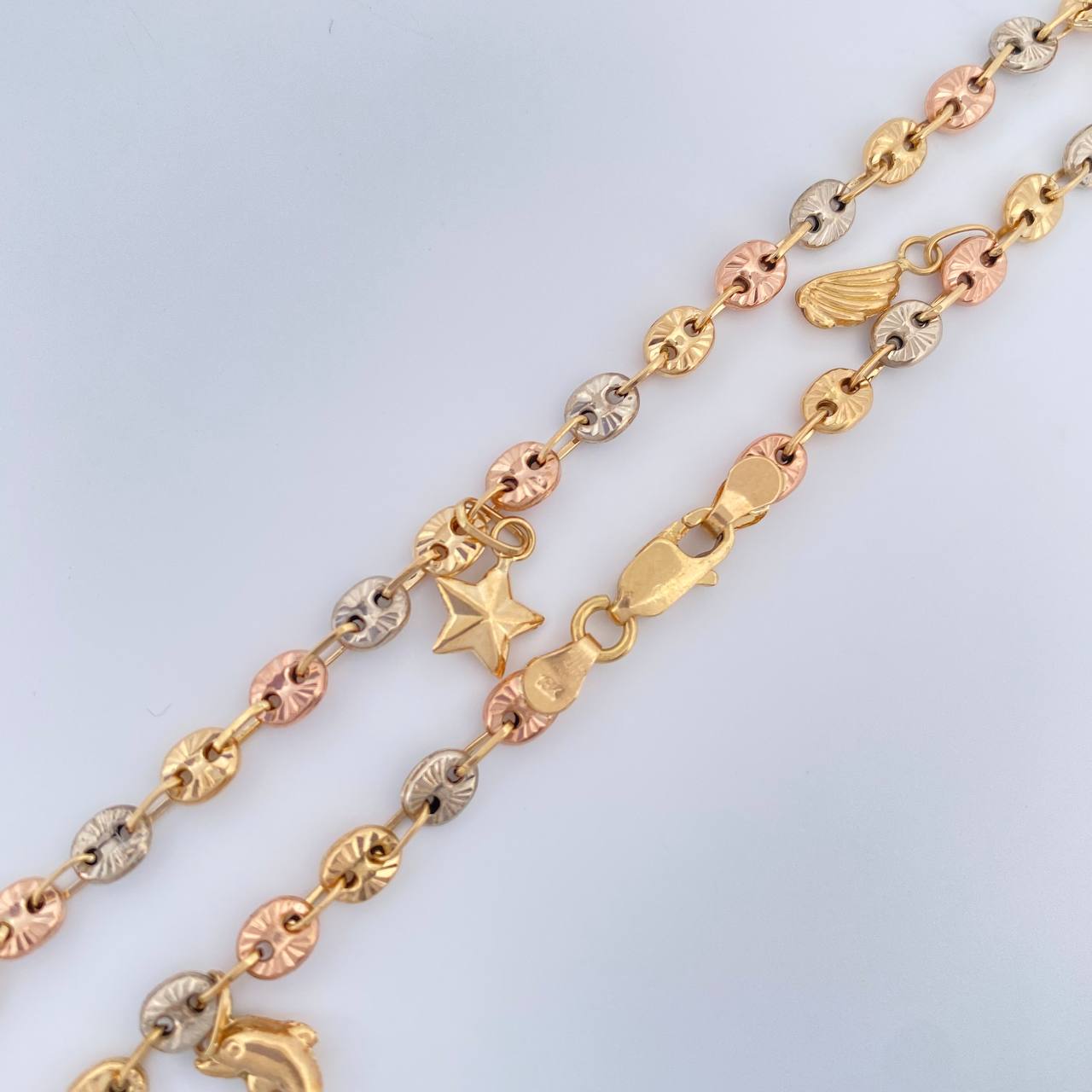 Tobillera GC 5.85gr / 25.7cm / 3.86mm Tres Oros 18K $