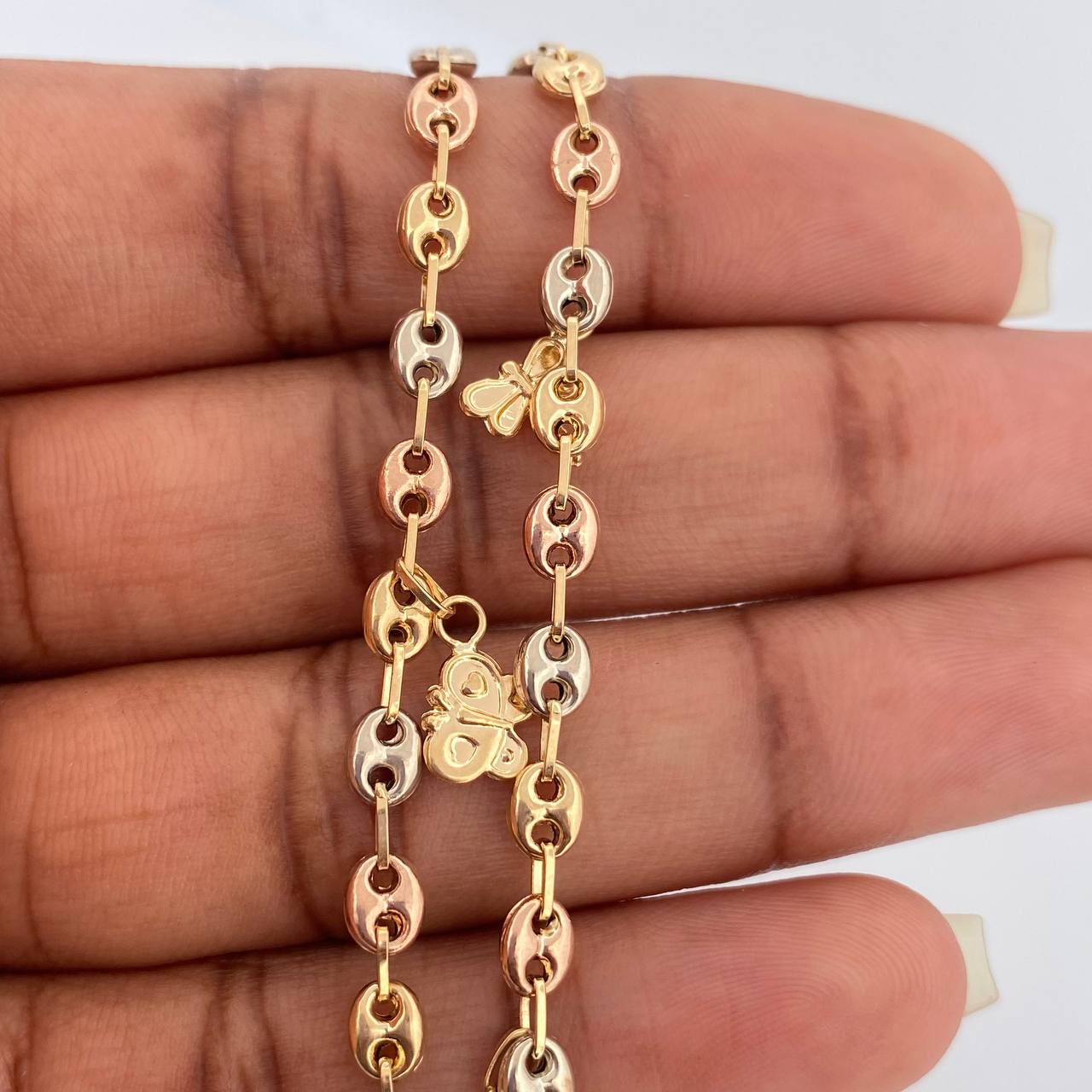 Tobillera GC 5.1gr / 25.6cm / 3.63mm Tres Oros 18K $