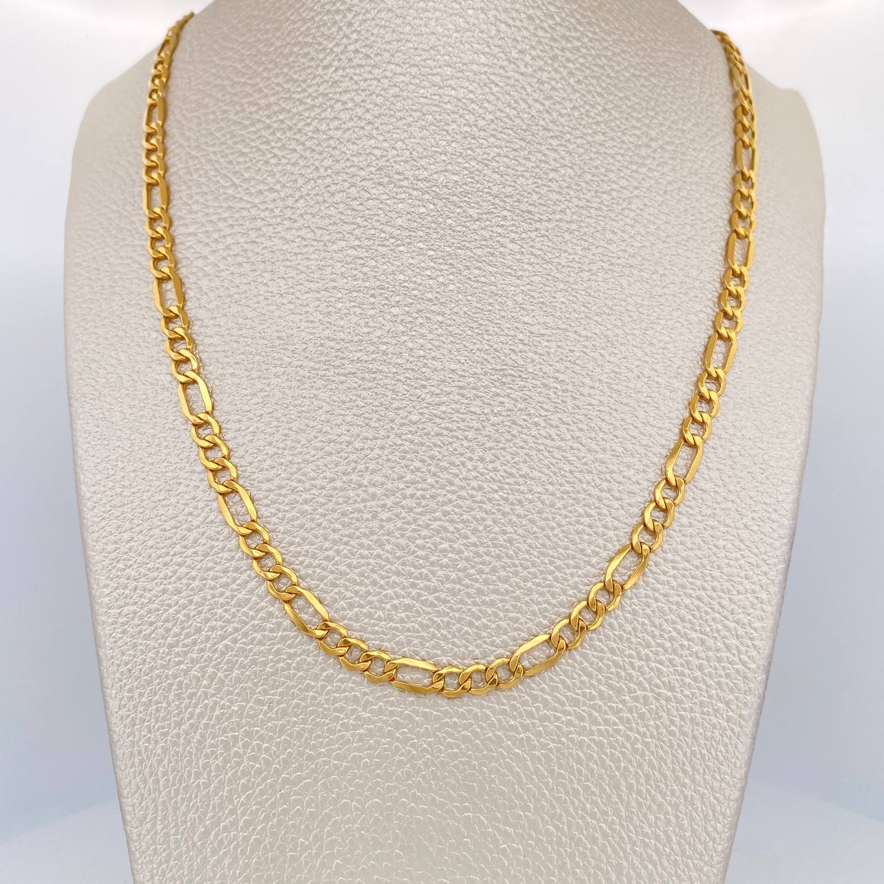 Cadena Figaro 8.55gr / 60cm / 4.34mm Oro Amarillo +1 18K $