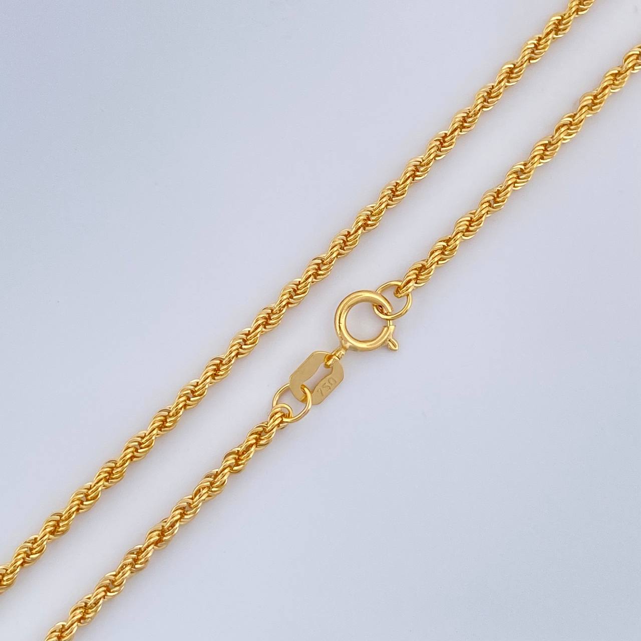 Cadena Lazo 2.4gr / 59.9cm / 1.85mm Oro Amarillo +3 18K $