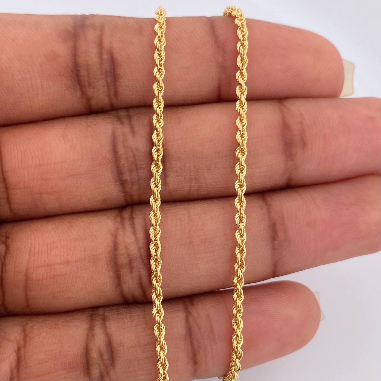 Cadena Lazo 2.4gr / 59.9cm / 1.85mm Oro Amarillo +3 18K $