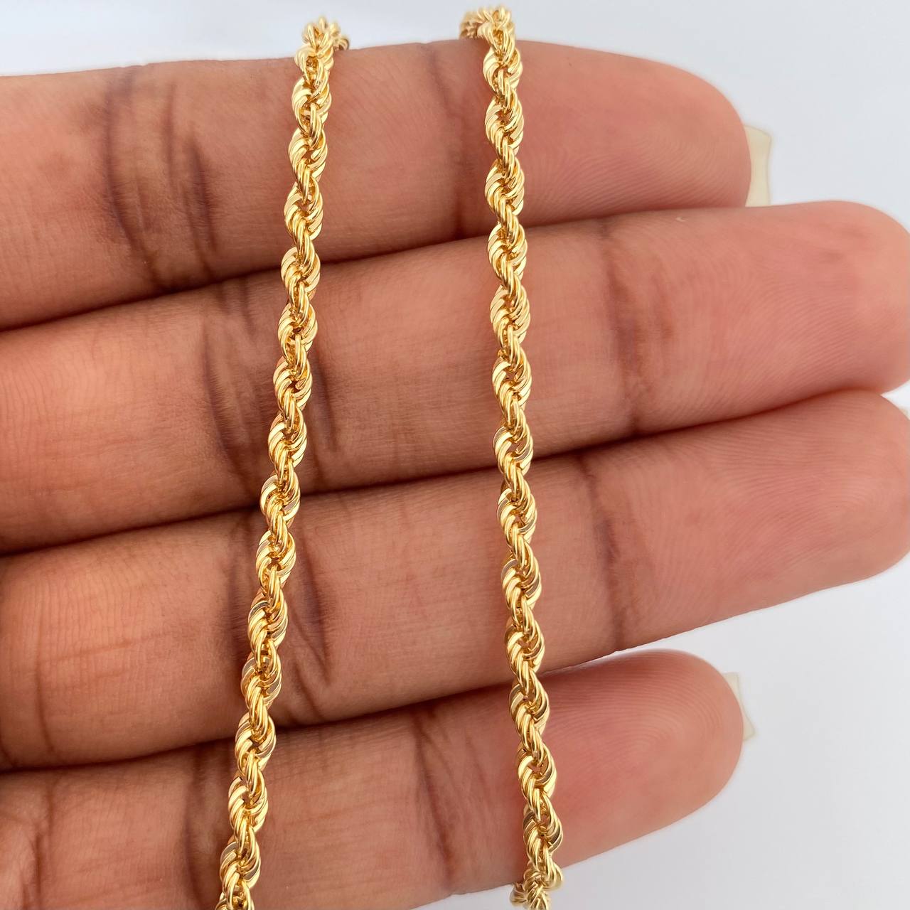 Cadena Lazo 5.05gr / 60.3cm / 2.56mm Oro Amarillo +3 18K $