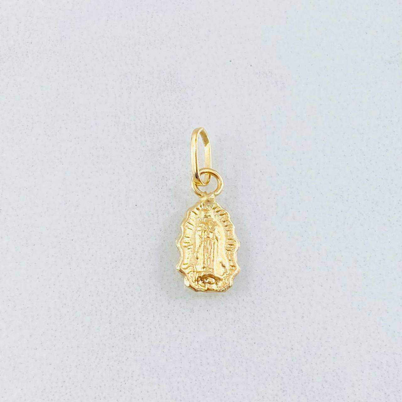 Dije Virgen Guadalupe Silueta 0.25gr / 1.5cm / Oro Amarillo 18K ©
