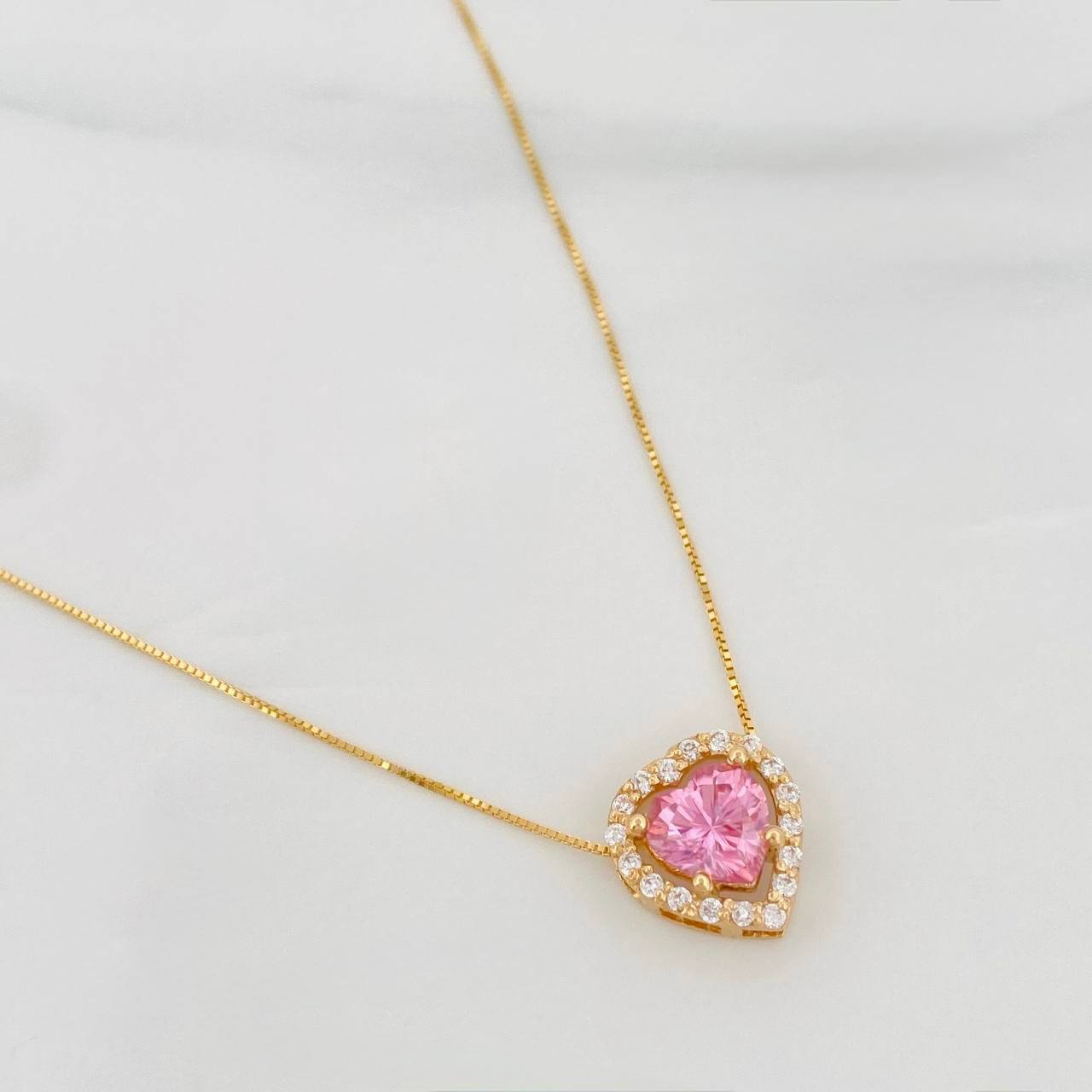 Set Cadena Veneciana + Dije Corazón Moisanitas 1.02 Qts / 2.4g / 40cm Oro Amarillo 18K