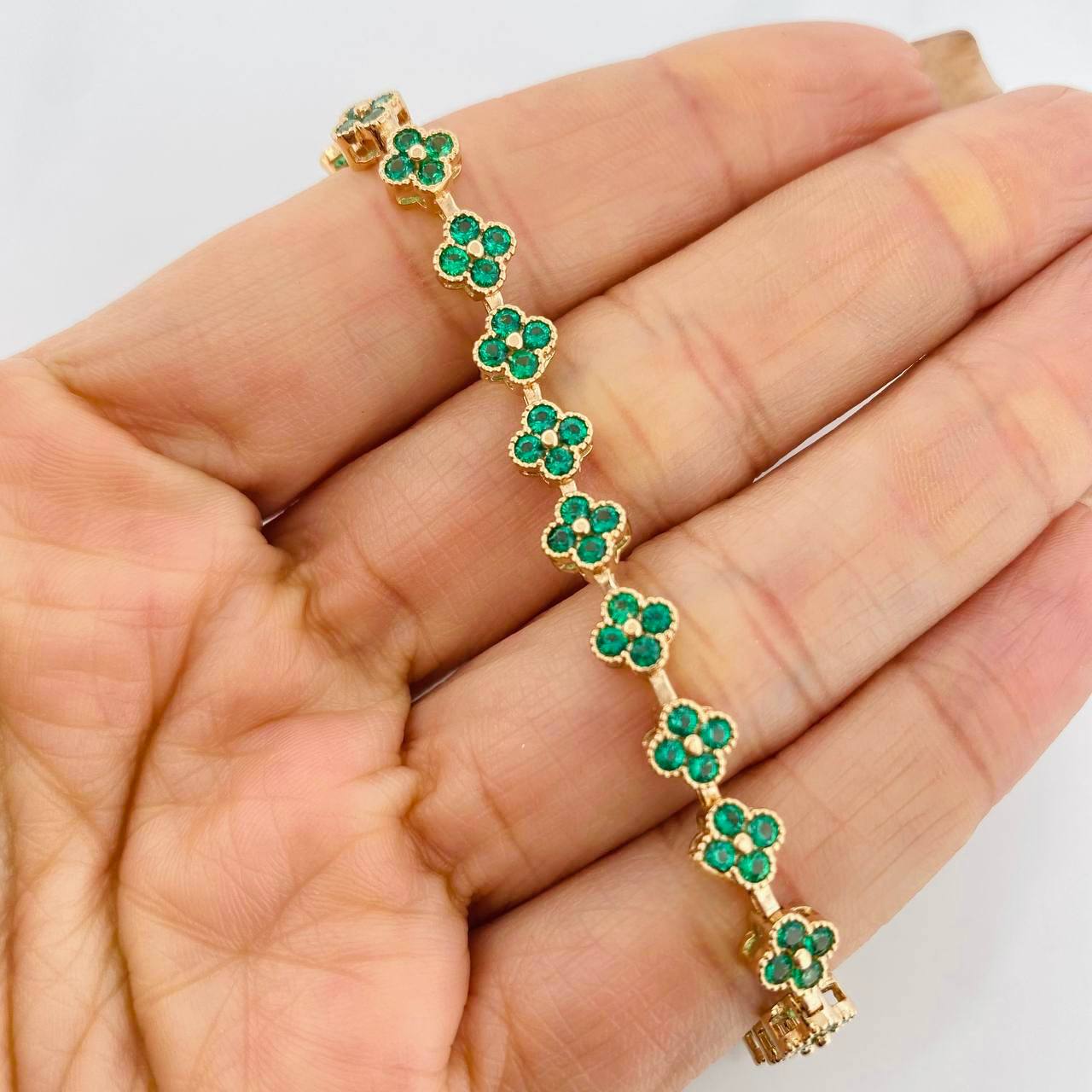 Pulso Flores 11g / 17cm / 6.1mm Oro Amarillo 18K