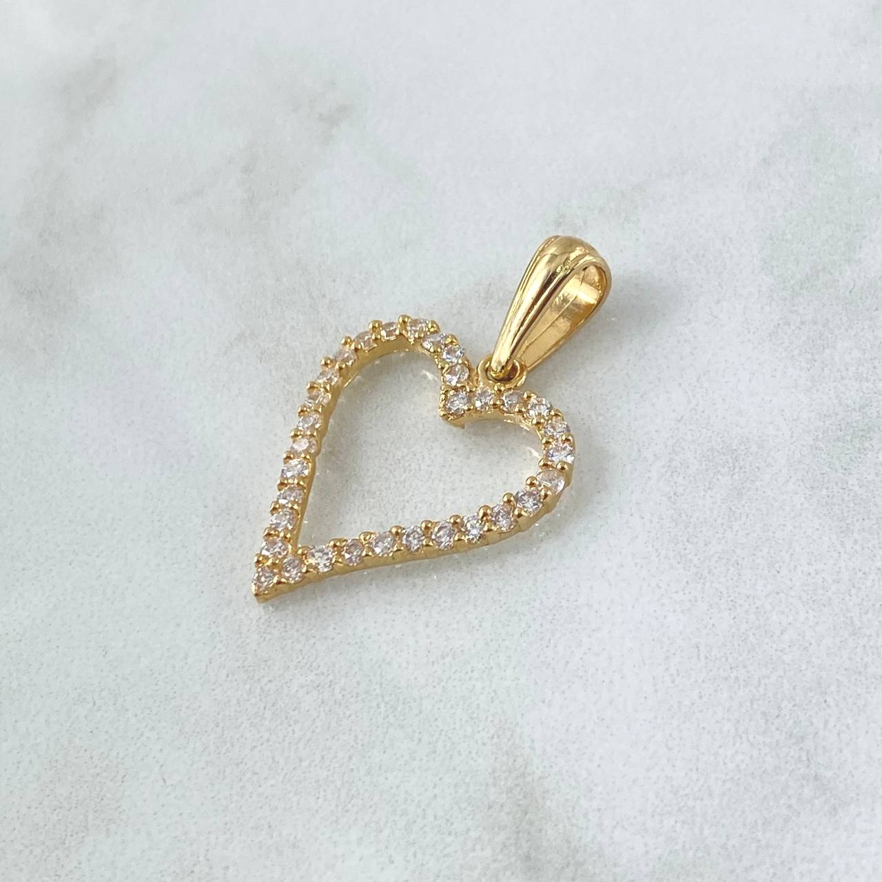 Dije Silueta Corazón 2.2gr / 3cm / Circones Blancos Oro Amarillo 18K