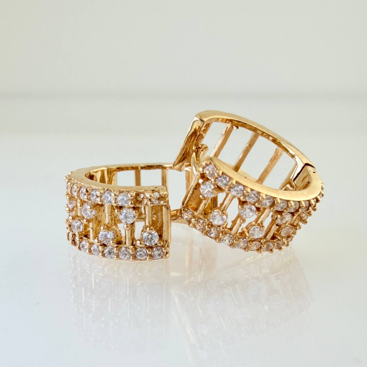 Candongas Escalera 3.25gr / 1.2cm / Oro Amarillo 18K %