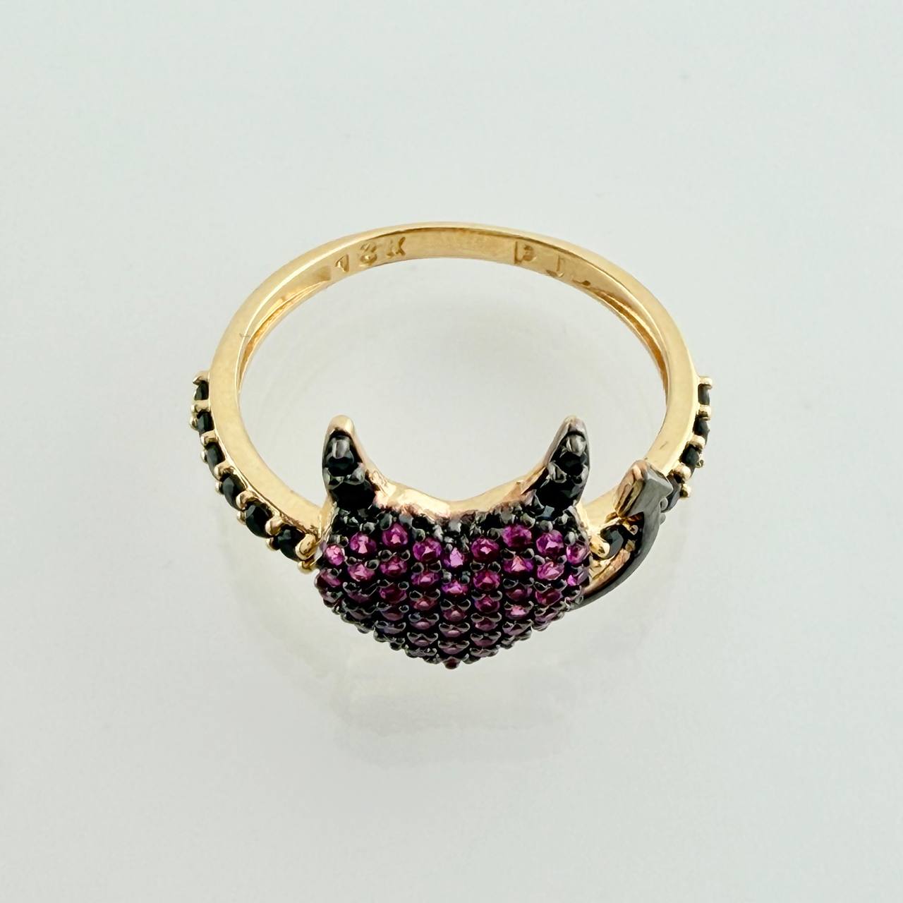 Anillo Corazon Devil 2.6gr / T7 1/4 /  Dos Oros Negro Amarillo  18K %