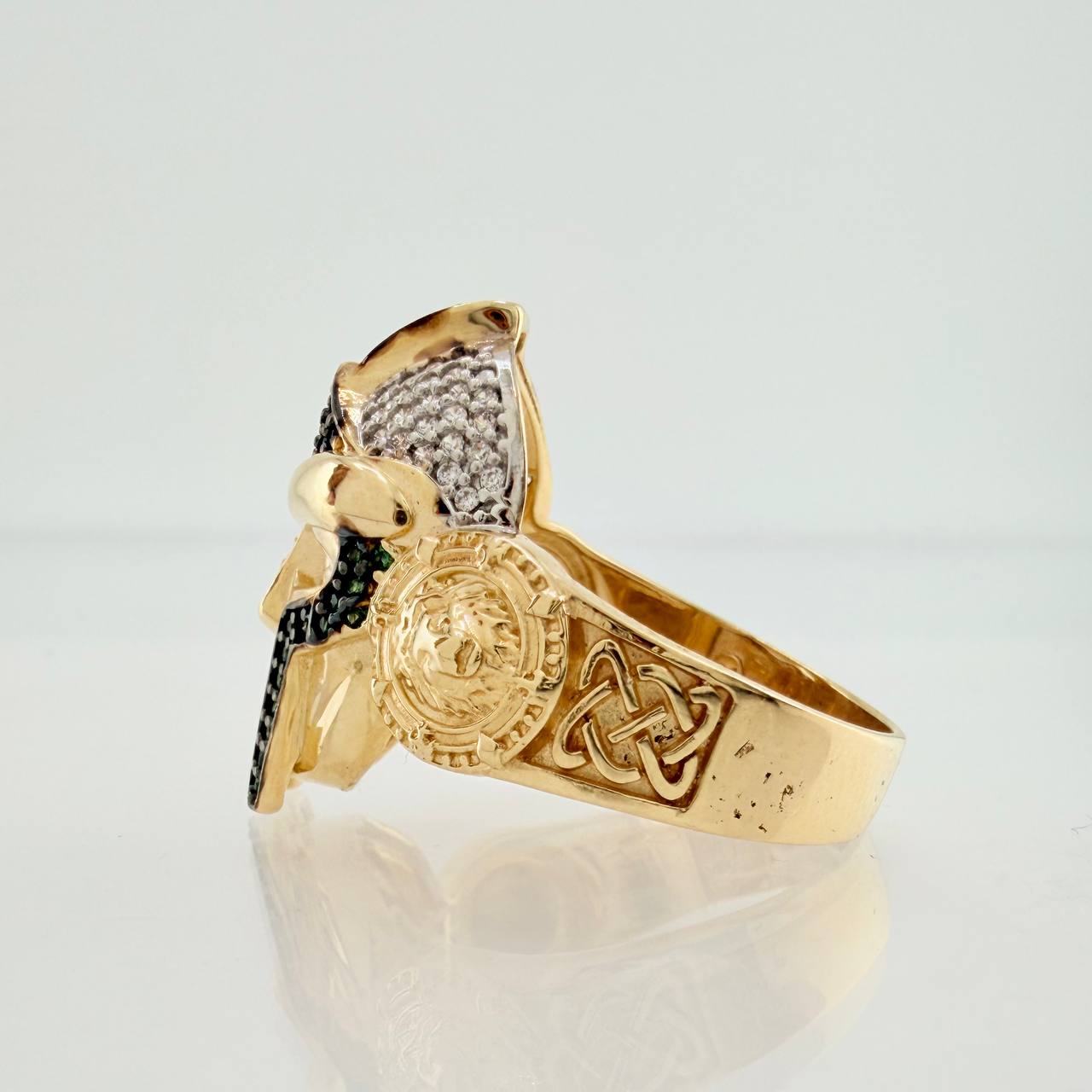 Anillo Rostro Gladeador 11.65gr / T10 1/2 / Tres Oros 18K %
