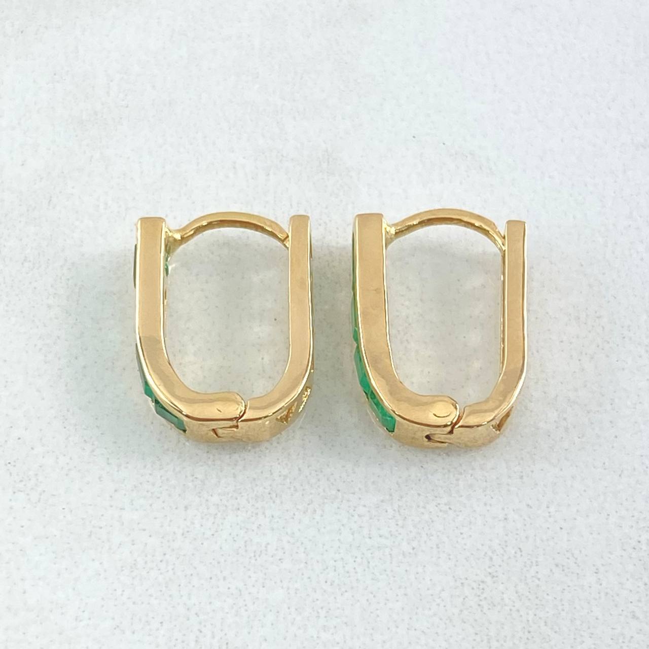 Candongas Curvas Perpendiculares Esmeraldas 56pts 2.9gr / 1.5cm / Oro 18K ©