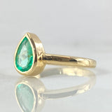 Anillo Solitario Gota Esmeralda 78pts 2.8gr / T5 3/4 / Oro 18K ©