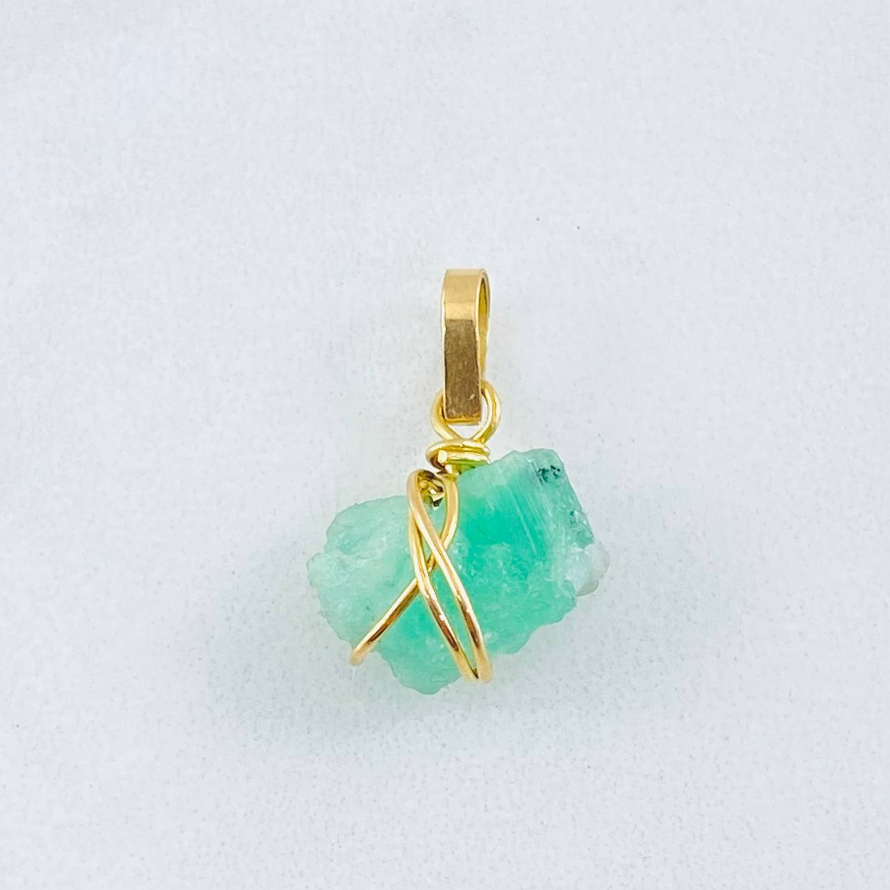 Dije Morralla Esmeralda Mediana Oro Amarillo 18K ©