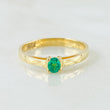 Anillo Solitario Puente Hueco Esmeralda 18pts 2.45gr / T6 3/4 / Oro Amarillo 18K ©