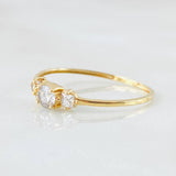 Anillo Solitario Flores Delicadas 0.85gr / T7 1/4 / Oro Amarillo 18K ©