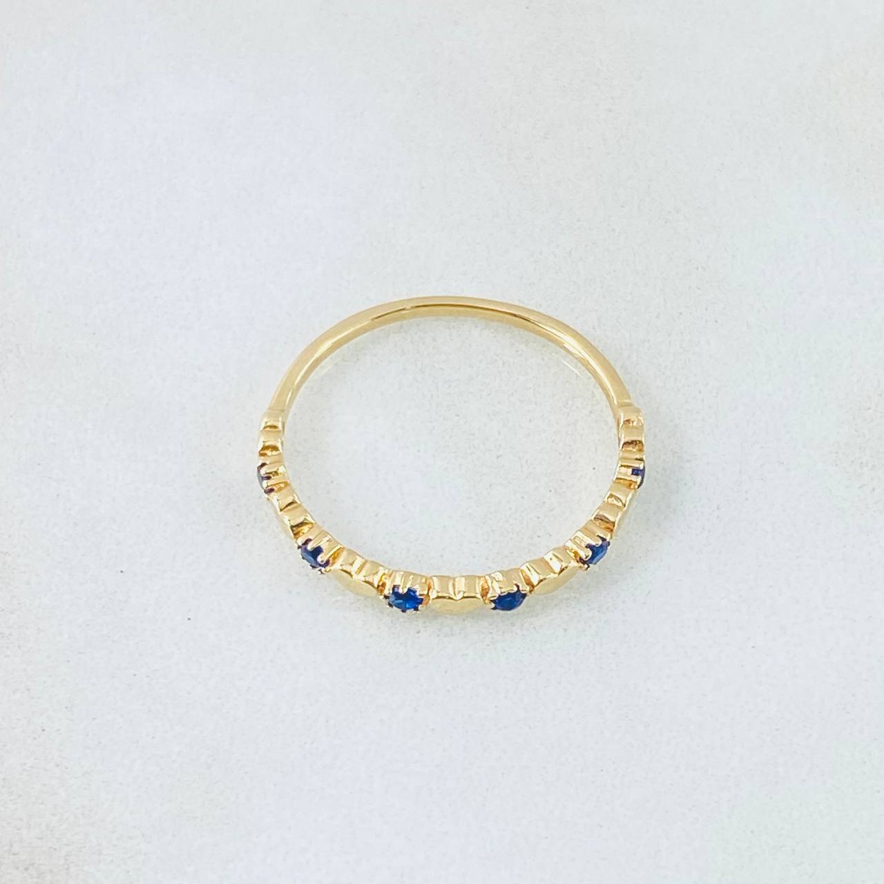 Anillo Corazones Intercalados 1.15gr / T6 3/4 / Oro Amarillo 18K ©