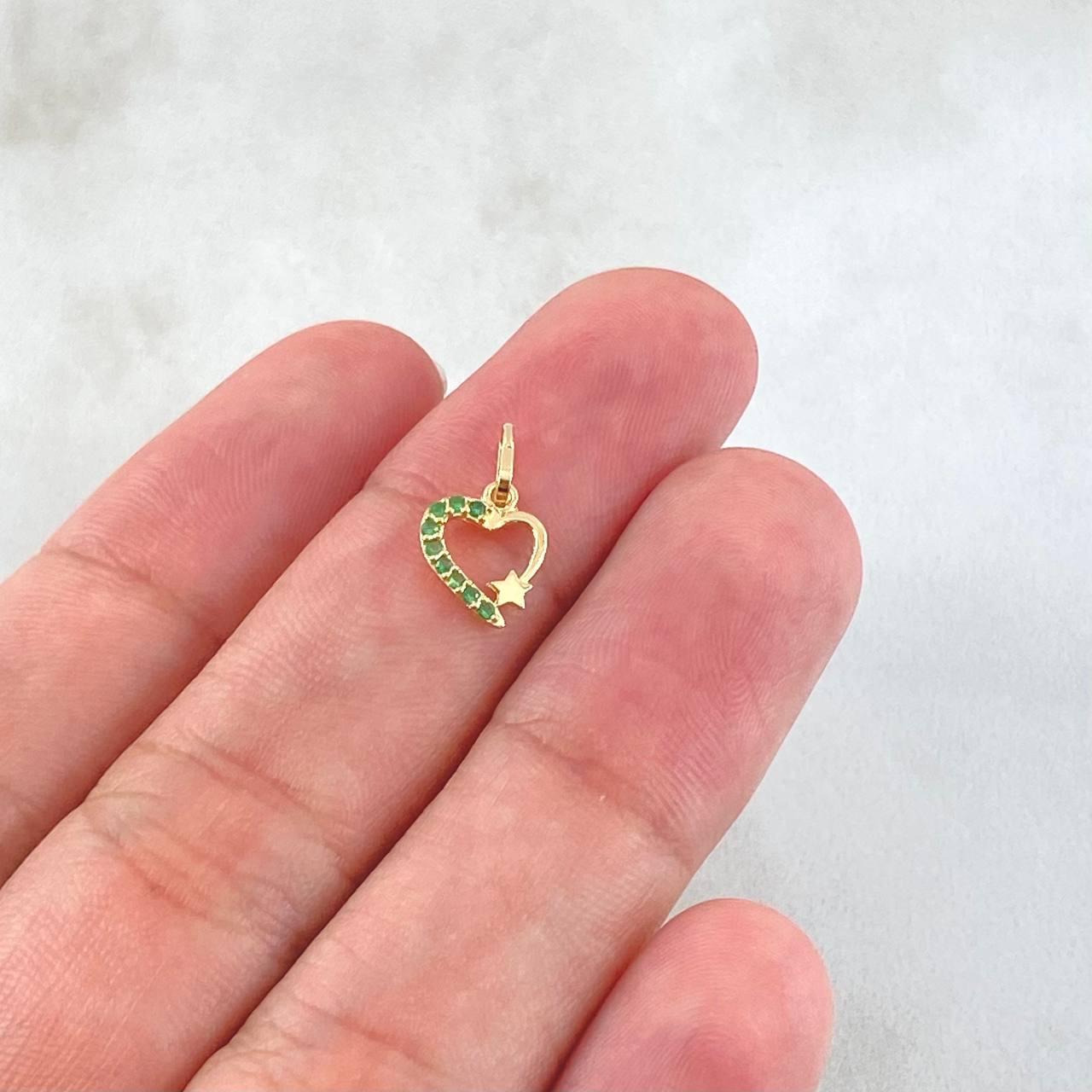 Dije Corazón Estrella 0.3gr / 1.3cm / Oro Amarillo 18K