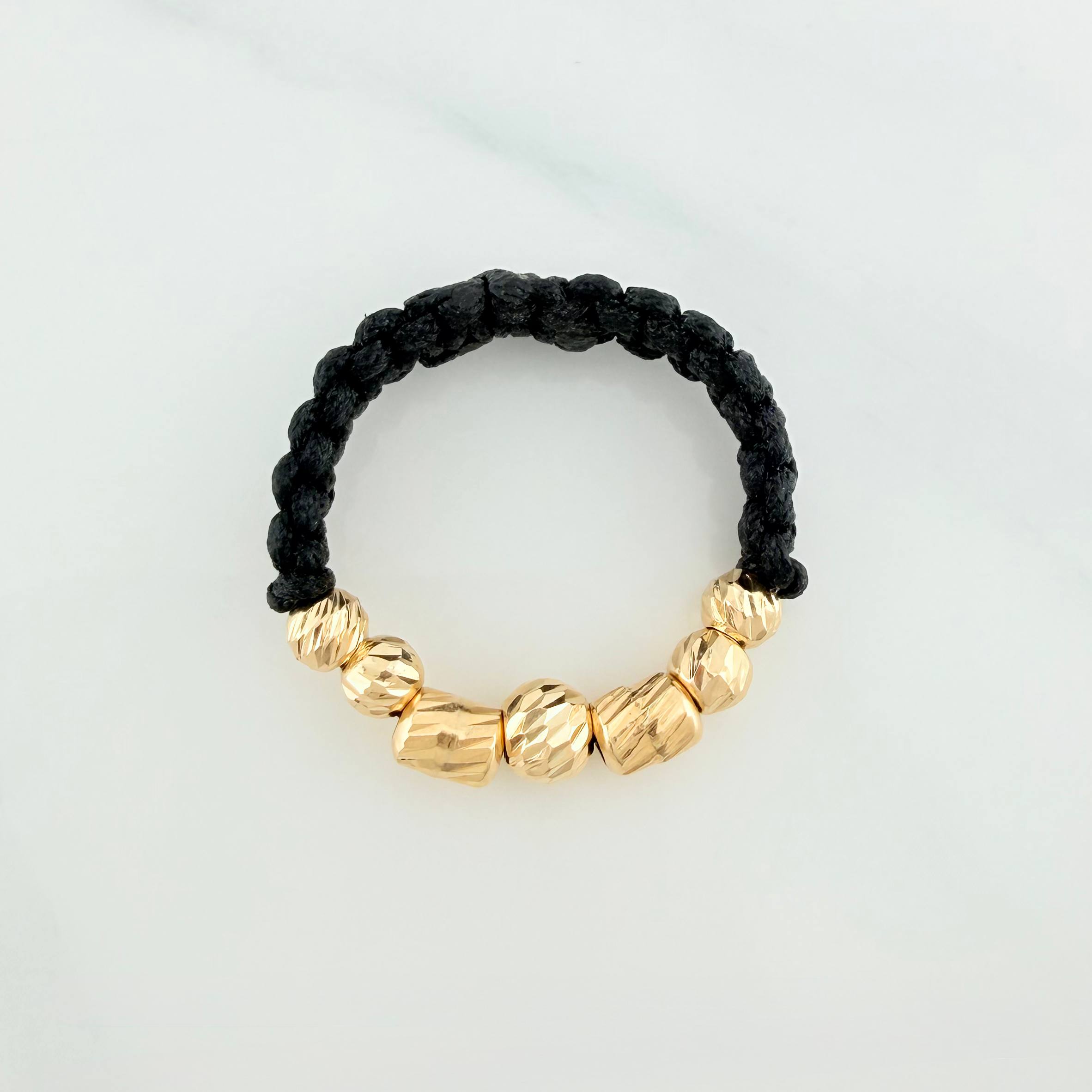 Anillo Tejido Negro Bolas Diamantados 0.6 g / T8 Oro Amarillo 18K