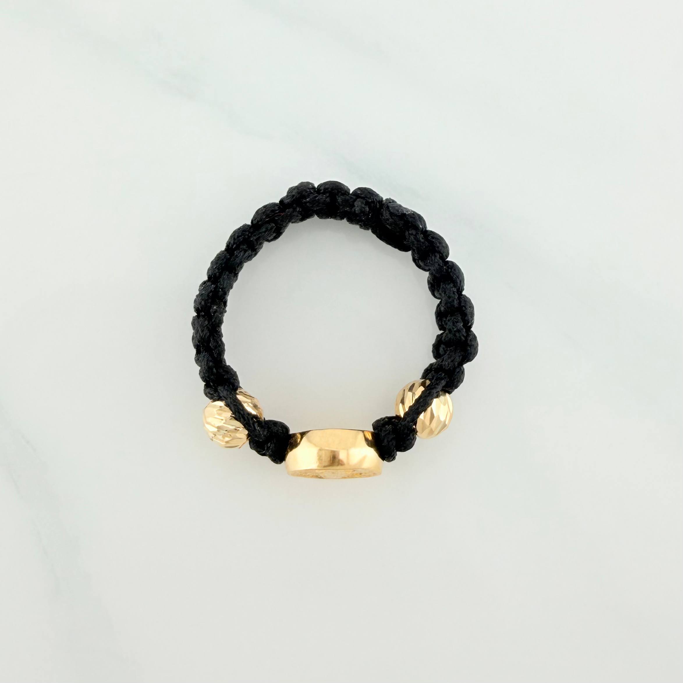 Anillo Tejido Negro Herraje Virgen Milagrosa 0.65 g / T8 Oro Amarillo 18K
