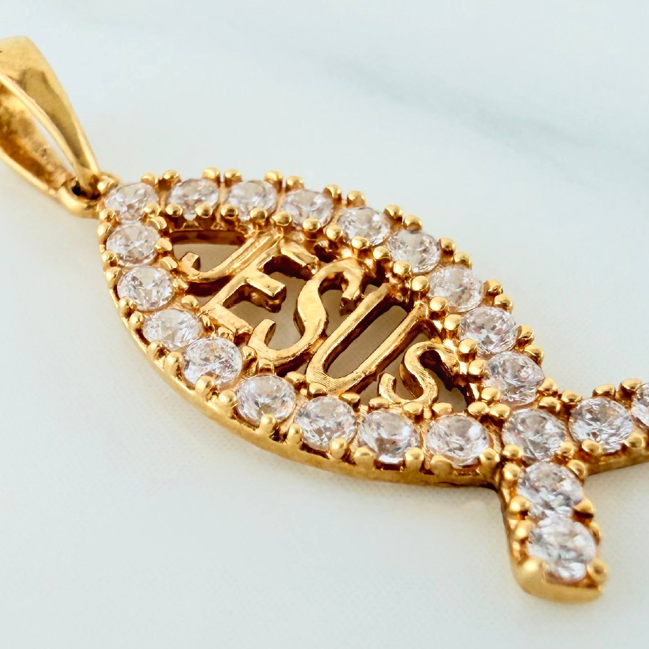 Dije Jesus 1.1 g / 2.5 cm Oro Amarillo 18K