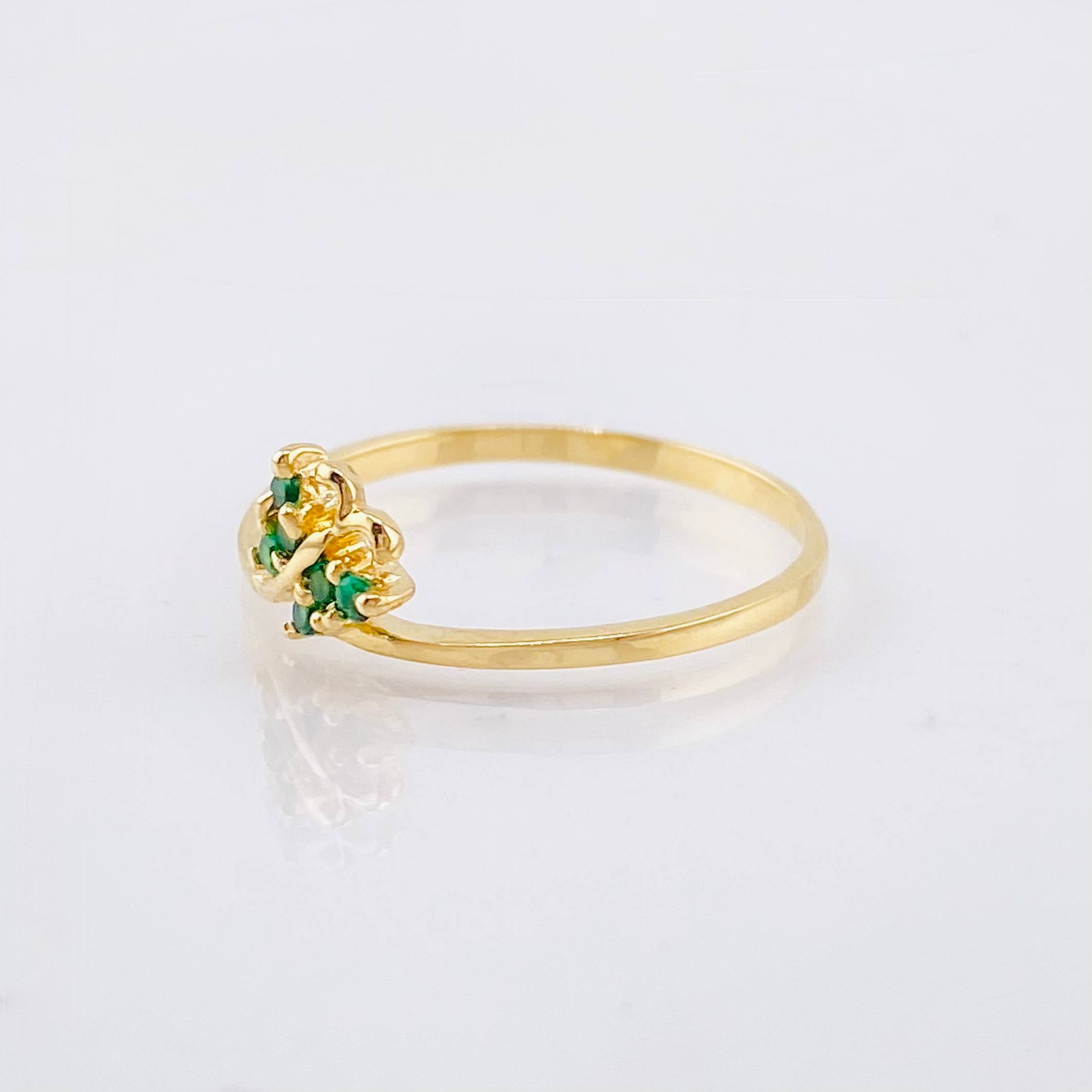 Anillo Mariposa 1.5gr / T7 1/2 / Oro Amarillo 18K