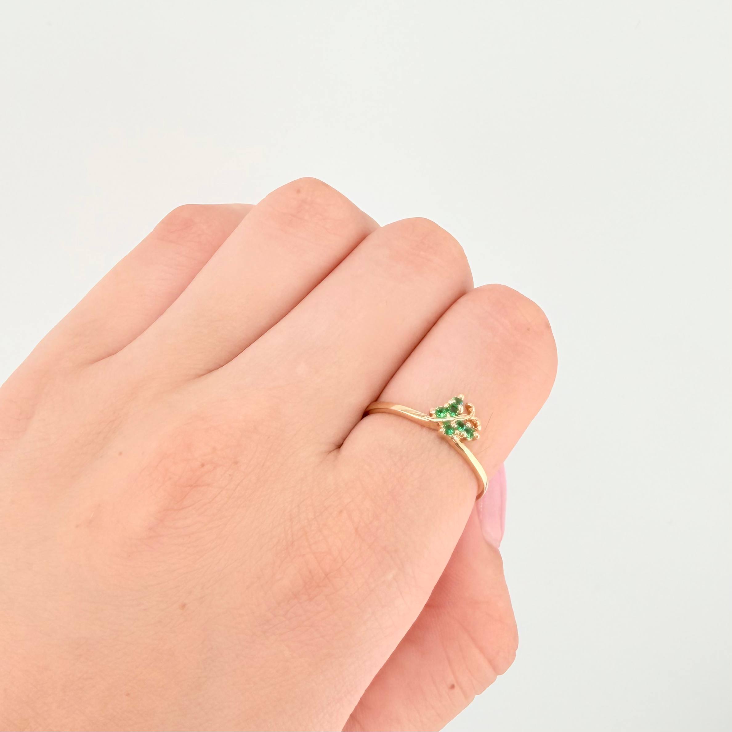 Anillo Mariposa 1.5gr / T7 1/2 / Oro Amarillo 18K