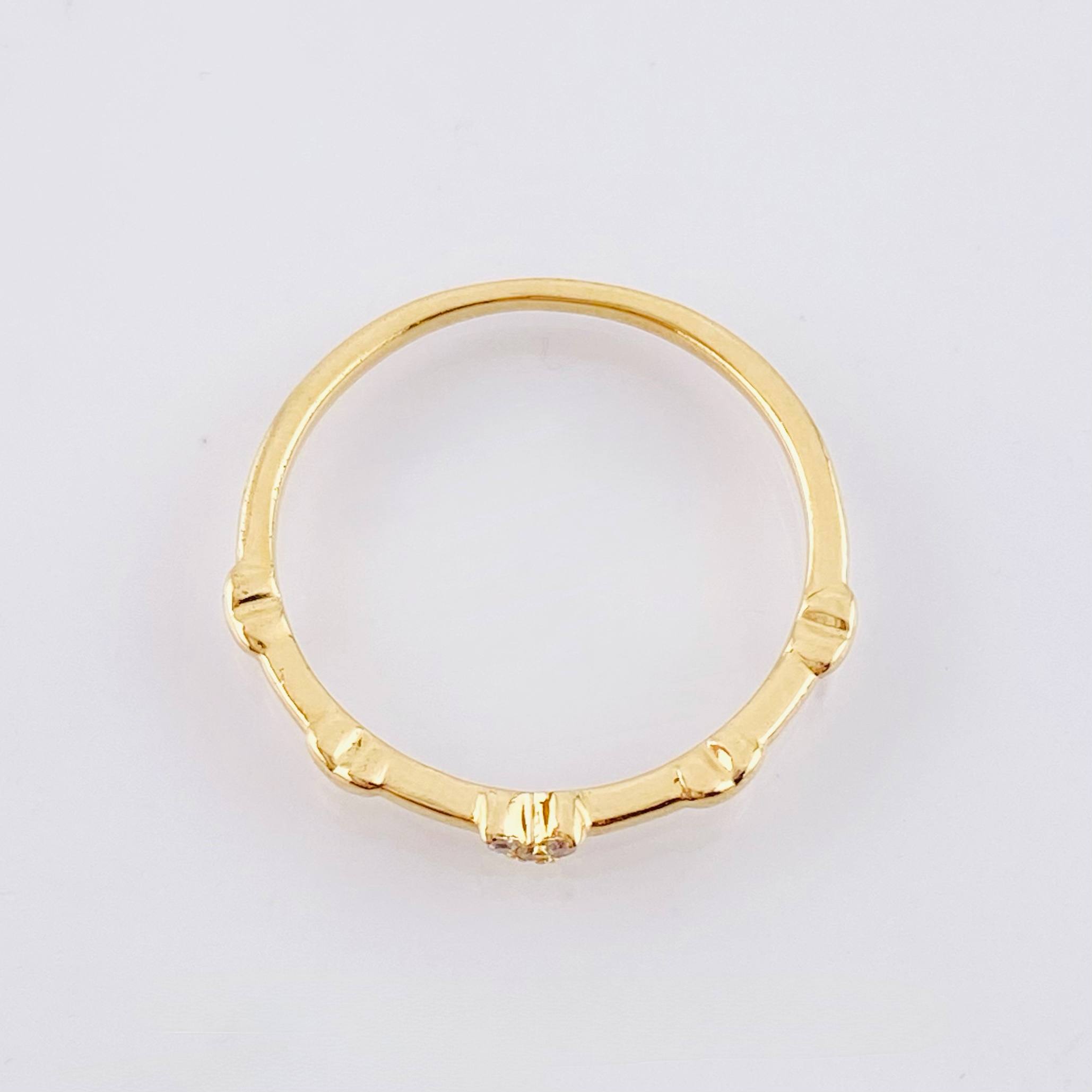 Anillo Mini Corazones 1.35gr / T6 1/2 / Oro Amarillo 18K *