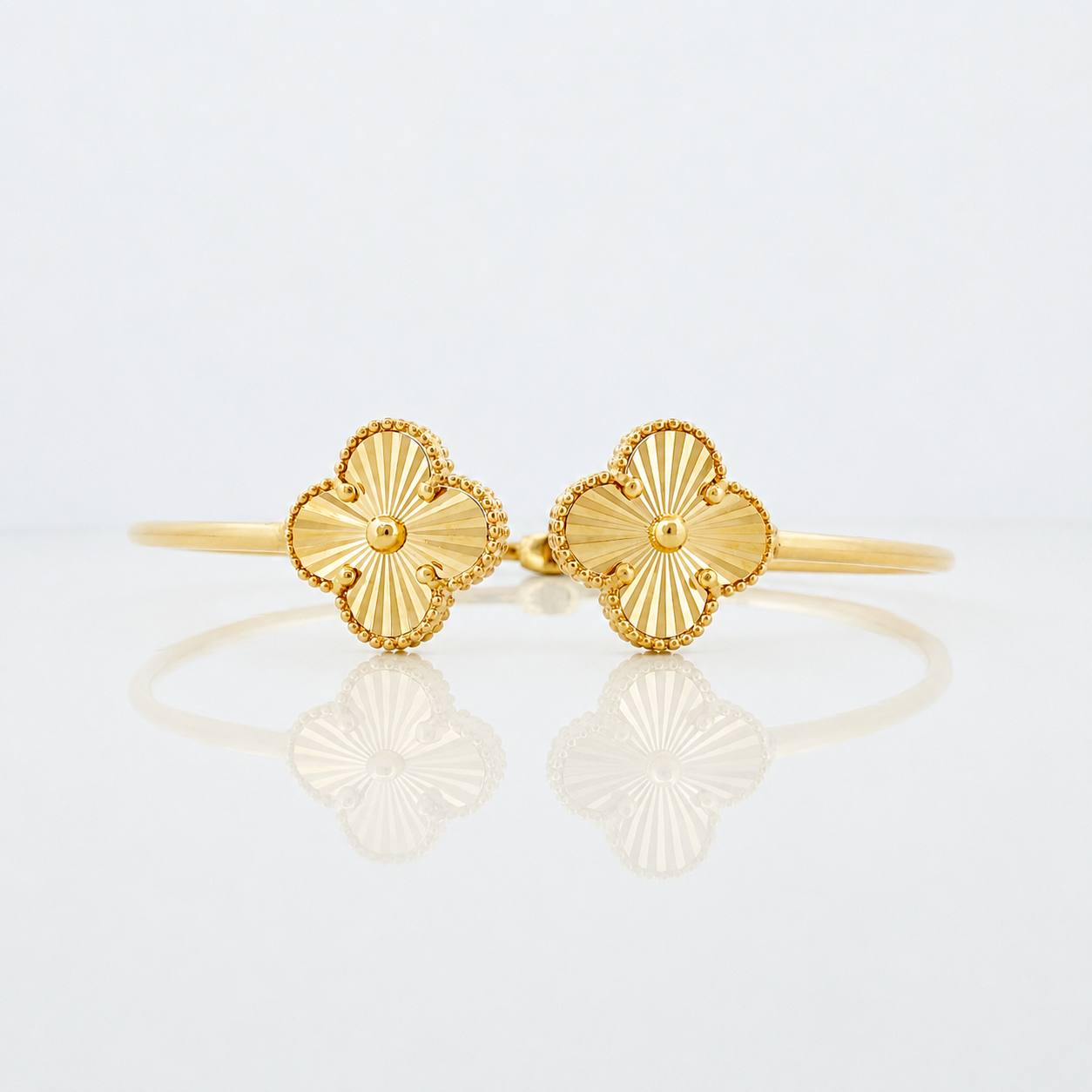 Pulso Aro Trebol 7.2g / 17cm / 2mm Oro Amarillo 18K