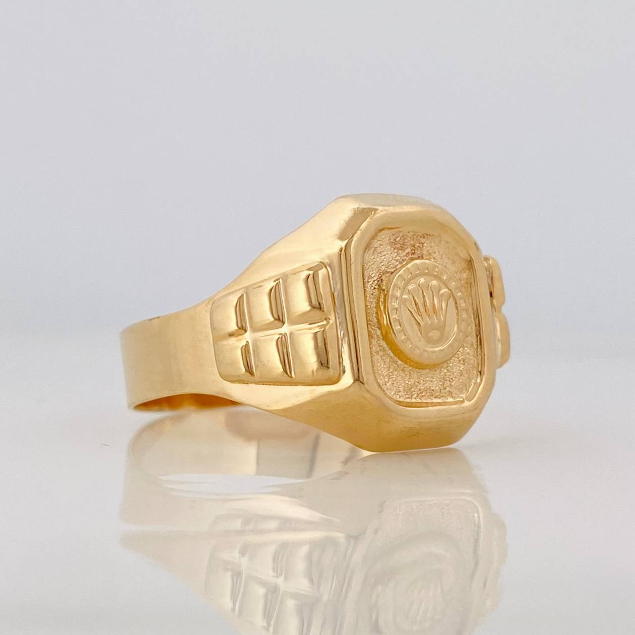 Anillo Sello Corona 3.95g / T10 3/4 Oro Amarillo 18K